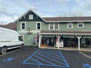 Bean’s Country Store